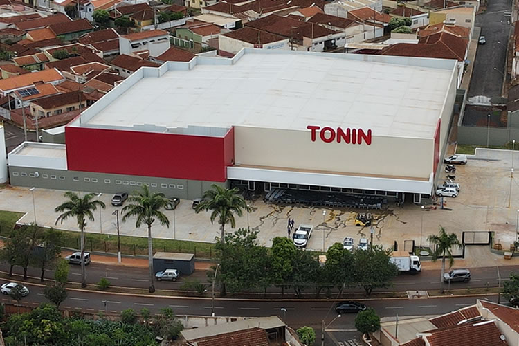 Tonin investe R$ 20 milhões em primeira loja de atacarejo de São Joaquim da Barra