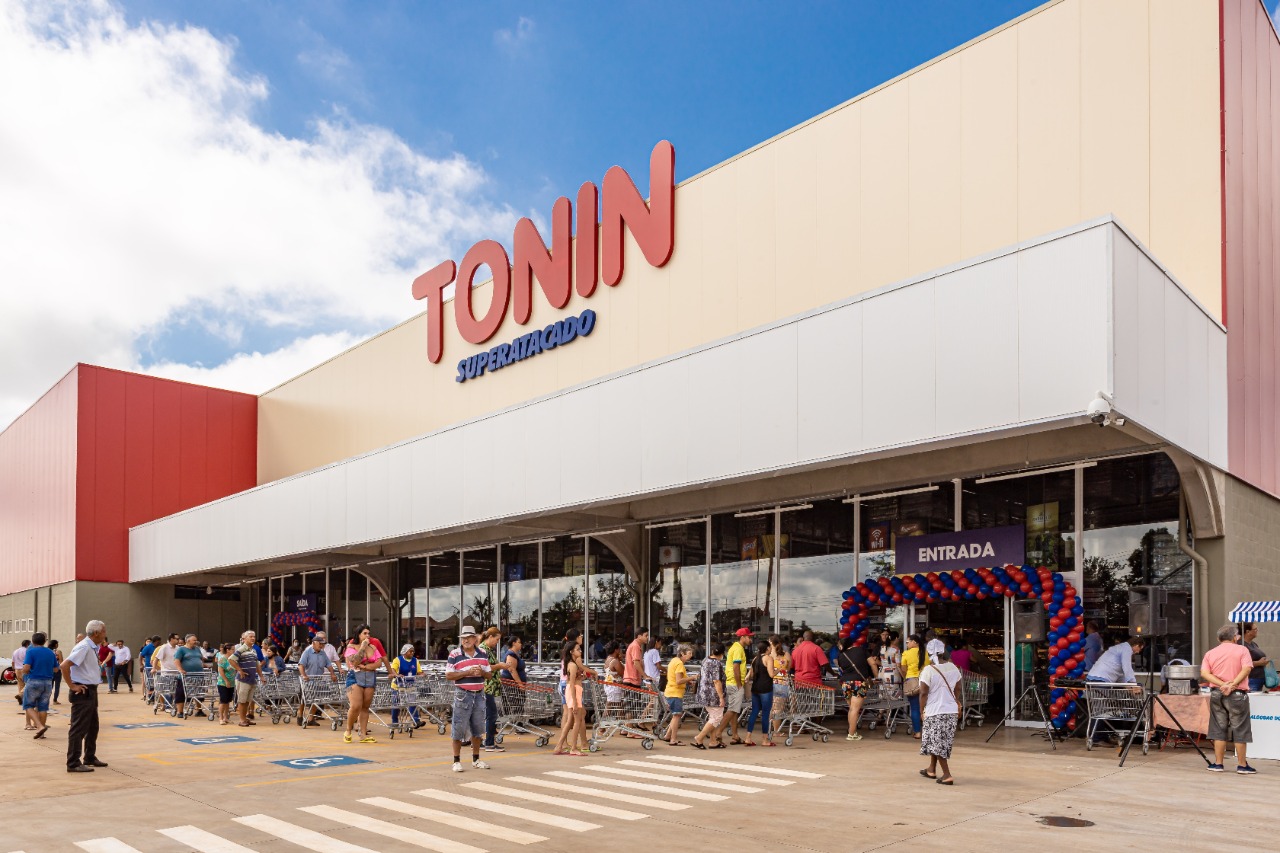 Tonin inaugura loja em São Joaquim da Barra (SP)