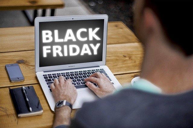 Redes supermercadistas lançam ofertas especiais para a black friday